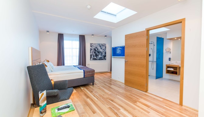 Park Inn By Radisson Reykjavik Keflavik Airport Number Of Rooms www.radissonhotels.com