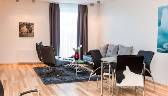Park Inn by Radisson Reykjavik Keflavik Airport - Junior Suite