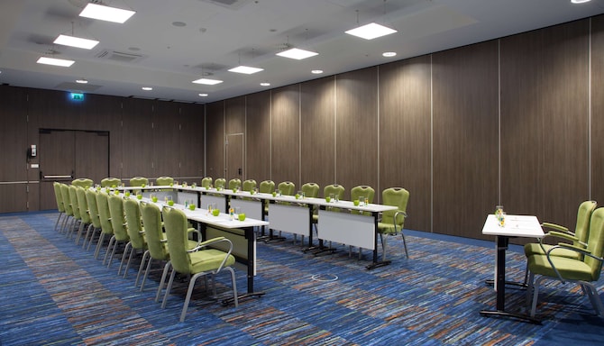 Meeting Room B