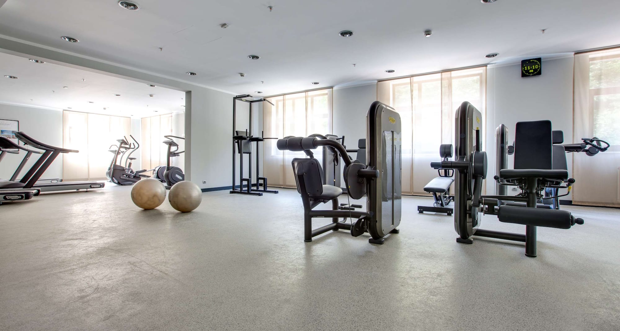 Park Inn by Radisson Rosa Khutor - фитнес-центр