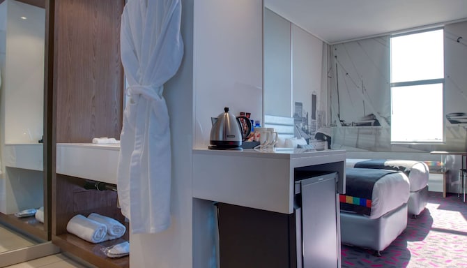 Park Inn by Radisson Sandton - Servicios de la habitación de huéspedes