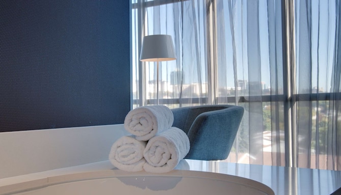 Park Inn by Radisson Sandton - Suite