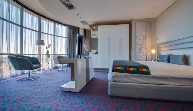 Park Inn by Radisson Sandton - Suite