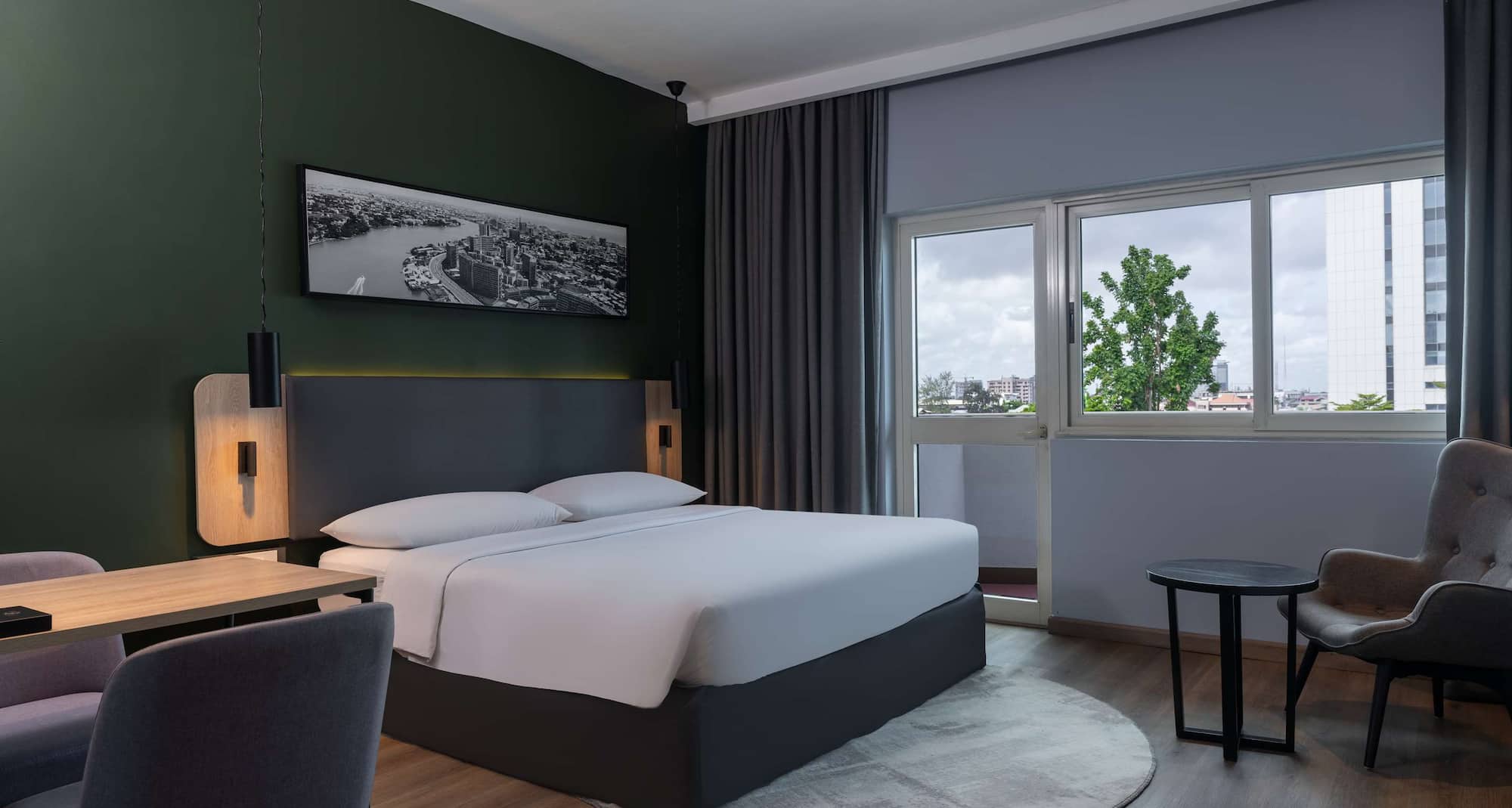 Park Inn by Radisson Serviced Apartments, Lagos Victoria Island - One Bedroom Apartment with balcony