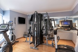 Park Inn by Radisson Serviced Apartments, Lagos Victoria Island - Hotel Gym