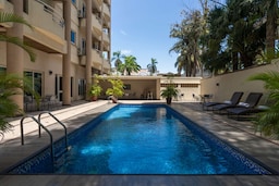 Park Inn by Radisson Serviced Apartments, Lagos Victoria Island - Swimming Pool