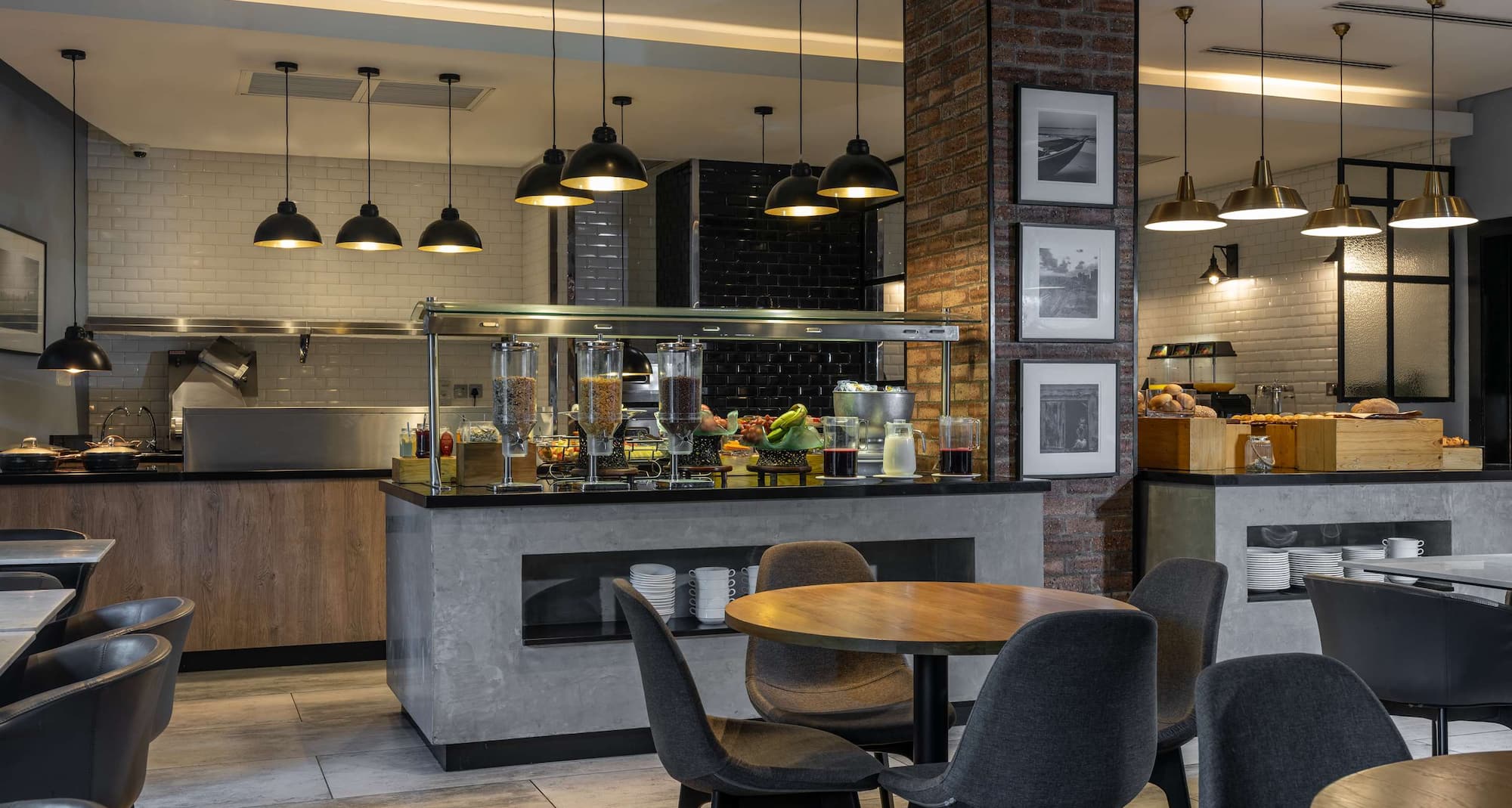 Park Inn by Radisson Serviced Apartments, Lagos Victoria Island - Breakfast