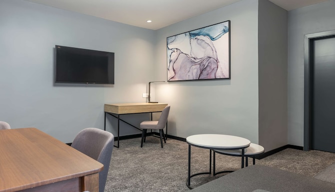 Park Inn by Radisson Serviced Apartments, Lagos Victoria Island - Executive Suite