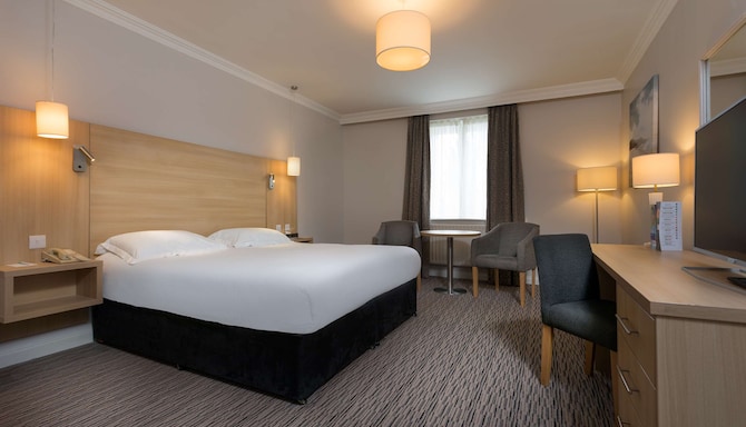 Radisson Park Inn Shannon Airport www.radissonhotels.com