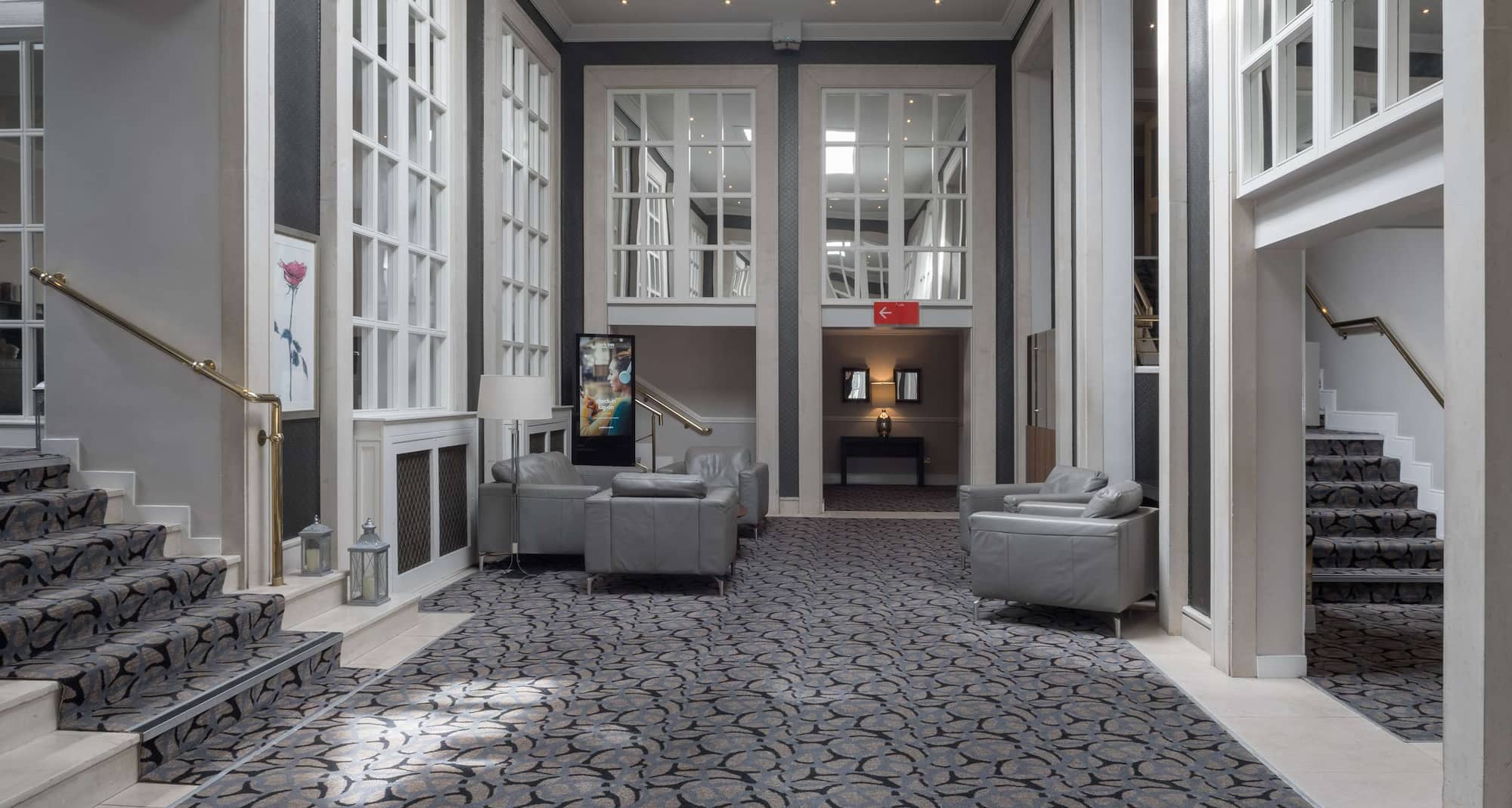 Park Inn By Radisson Shannon Airport - Reception Lobby