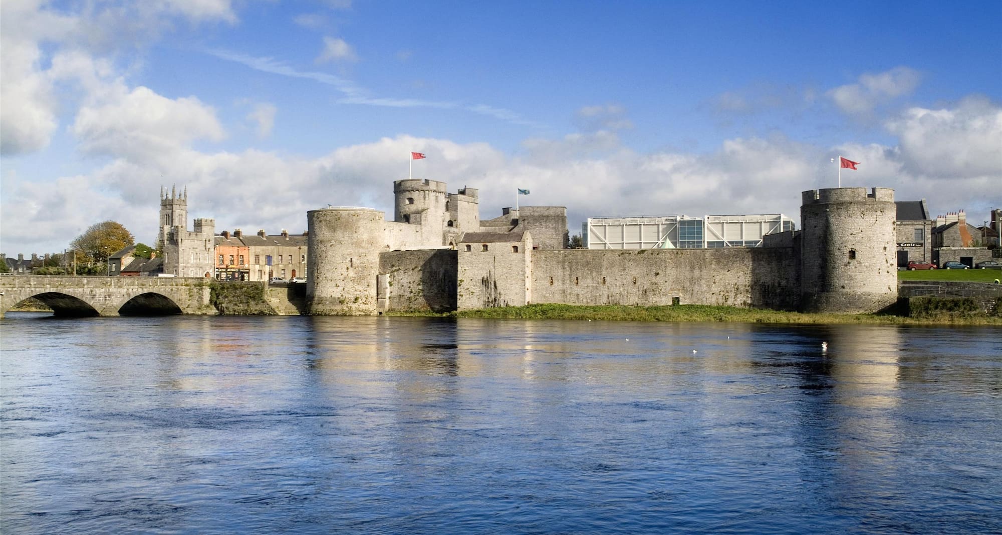 Park Inn by Radisson Shannon Airport - King Johns Castle Co Limerick master