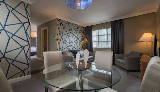 Park Inn By Radisson Shannon Airport - Suite