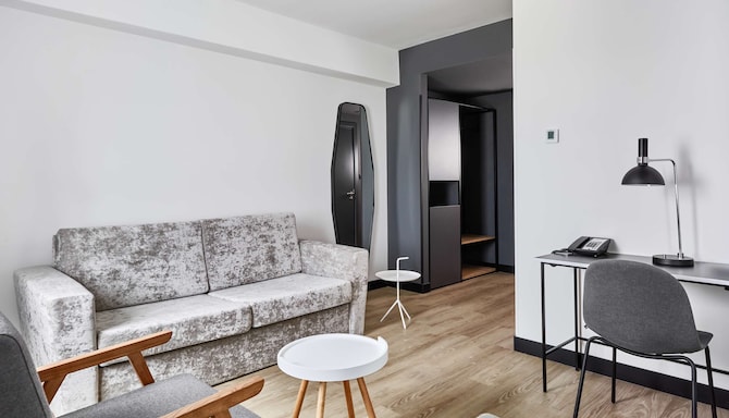 presentation conference room Park Inn by Radisson, Sheremetyevo Airport Moscow - Family Room