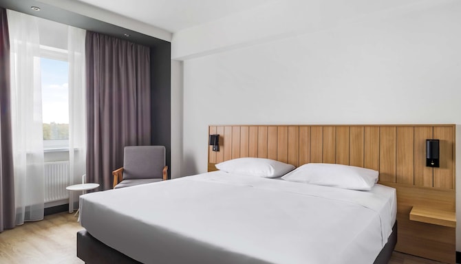 presentation conference room Park Inn by Radisson, Sheremetyevo Airport Moscow - Superior Room