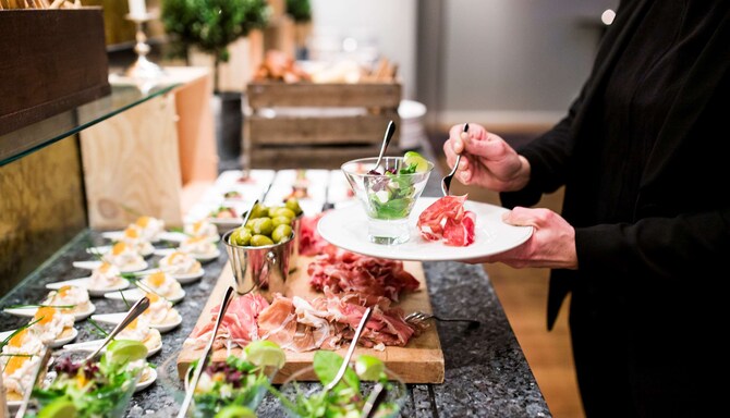 Park Inn By Radisson, Stockholm Solna – Restaurangbuffé