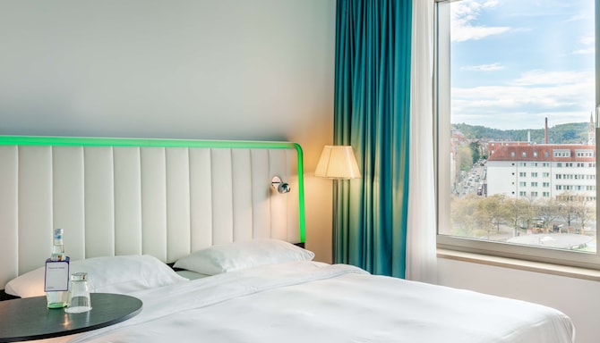 Park Inn by Radisson Stuttgart - Superior Room - High Floor