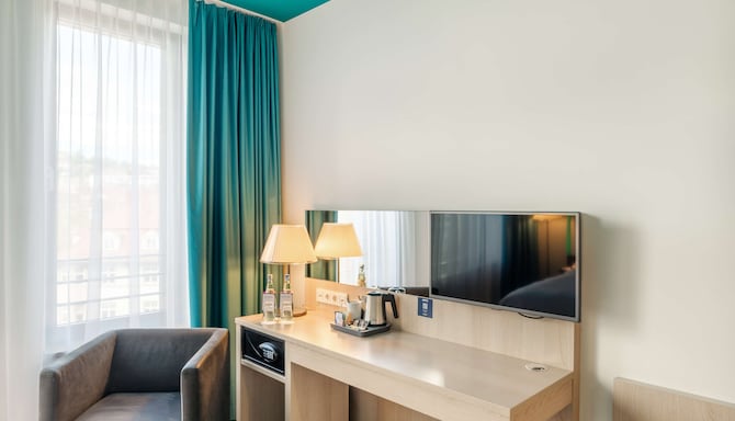 Park Inn by Radisson Stuttgart - Superior Room - High Floor