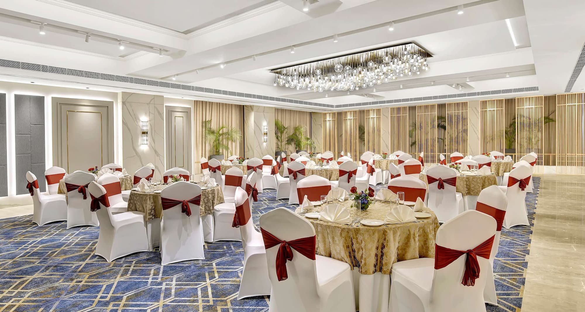 Park Inn by Radisson Surat - Meeting room banquet set-up