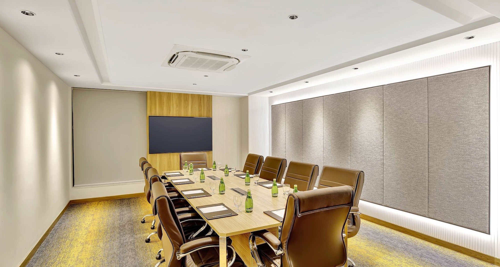 Park Inn by Radisson Surat - Boardroom
