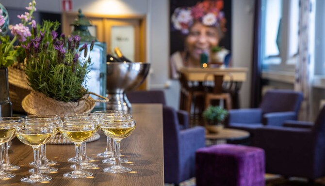 Park Inn By Radisson Uppsala - BOut - Champagne