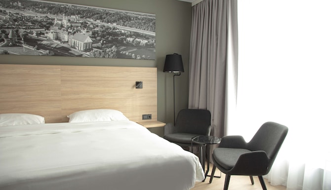 Park Inn by Radisson Vilnius Airport Hotel and Conference Centre - Family Room