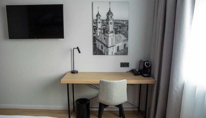 Park Inn by Radisson Vilnius Airport Hotel and Conference Centre - Superior Room