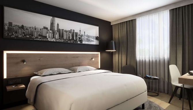 Park Inn by Radisson Vilnius Airport Hotel & Business Centre - Superior Room