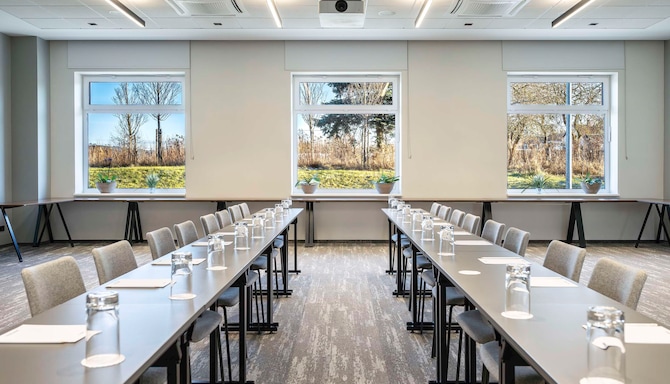 Park Inn by Radisson Vilnius Airport - Vilnius Meeting Room