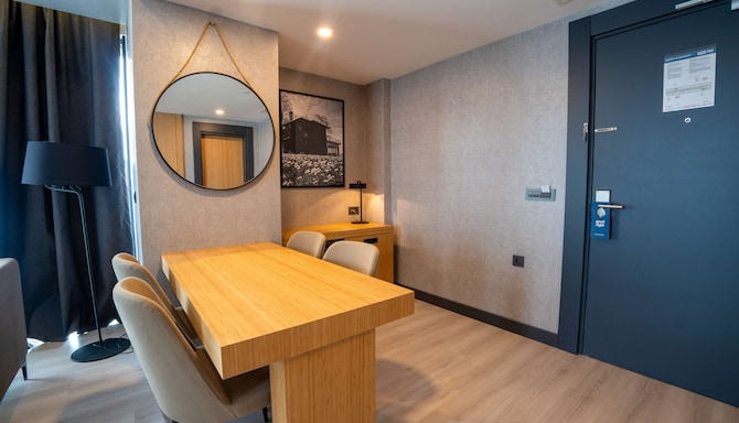 Park Inn by Radisson Yalova City Center - Süit