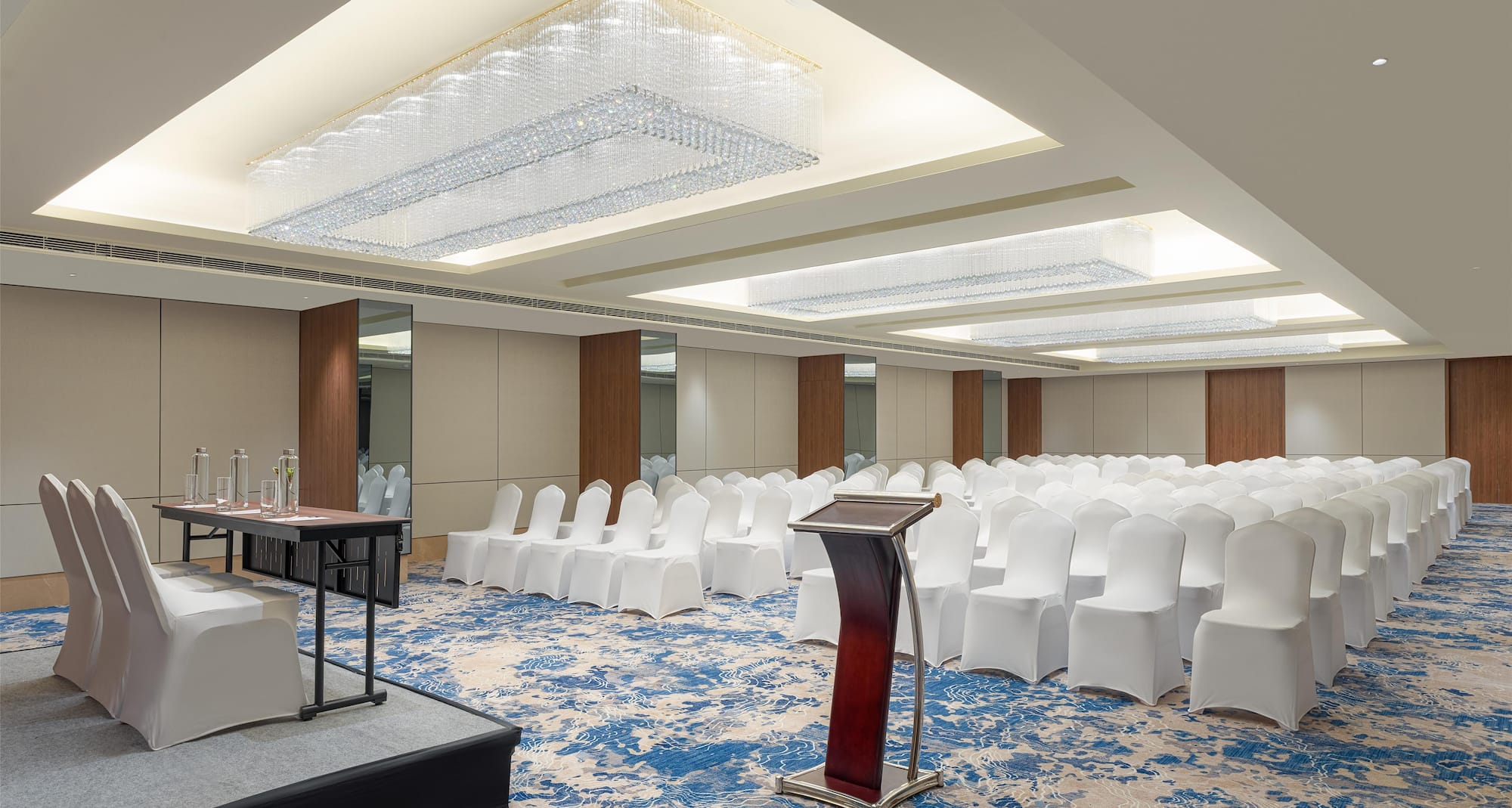 Park Inn and Suites By Radisson Rajkot - Virasat Banquet Theatre Setup