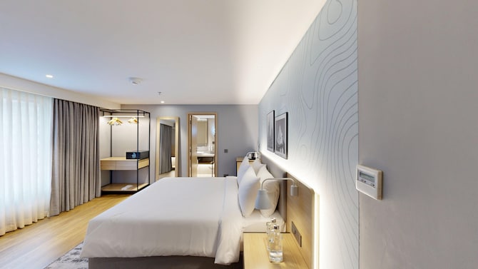 Park Inn & Suites by Radisson Thrissur East Fort