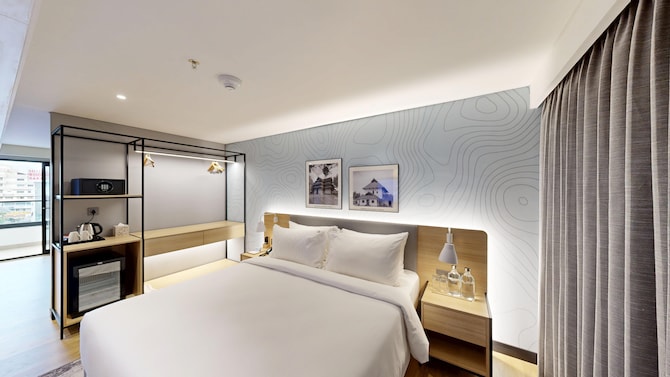 Park Inn & Suites by Radisson Thrissur East Fort - Guest room