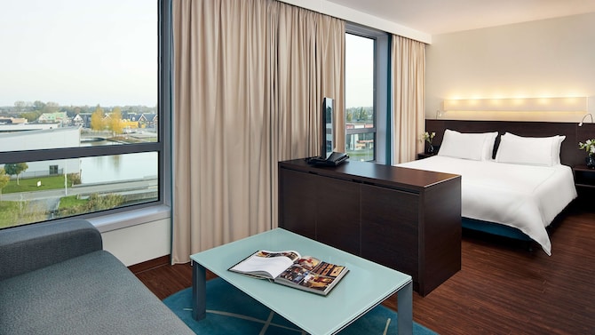 Park Plaza Amsterdam Airport - Executive Queen Room