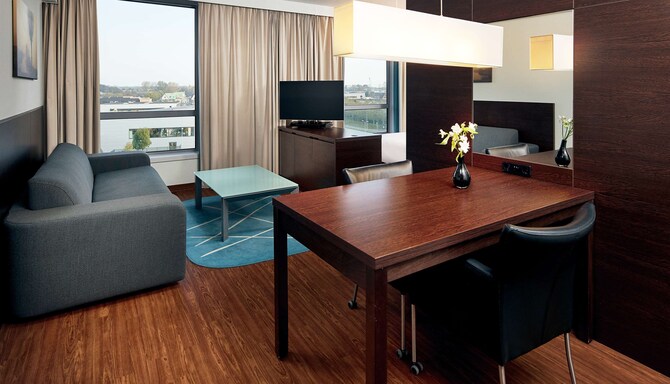 Park Plaza Amsterdam Airport - Executive Queen Room