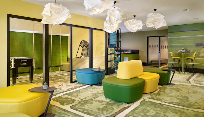 Field Room 9