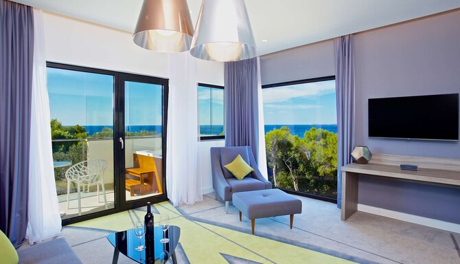 Pula Hotel With Pool Park Plaza Explore Hotel