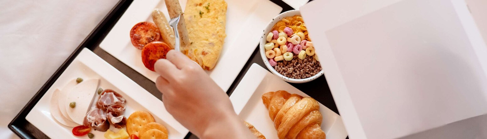 Park Plaza Bangkok Soi 18 - In room service