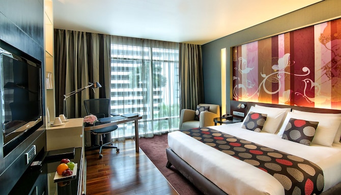 Park Plaza Bangkok Soi 18 - Deluxe City View Room