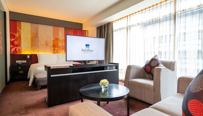 Park Plaza Bangkok Soi 18 - Junior Suite City View