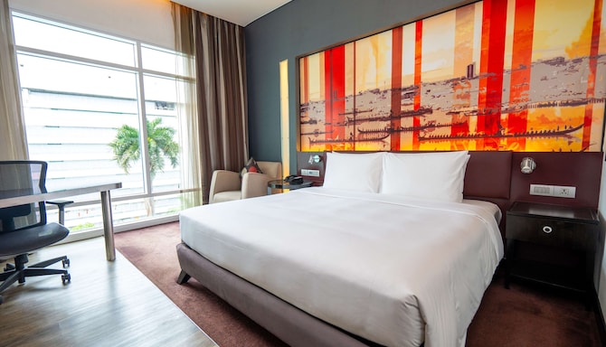 Park Plaza Bangkok Soi 18 - Deluxe City View Room