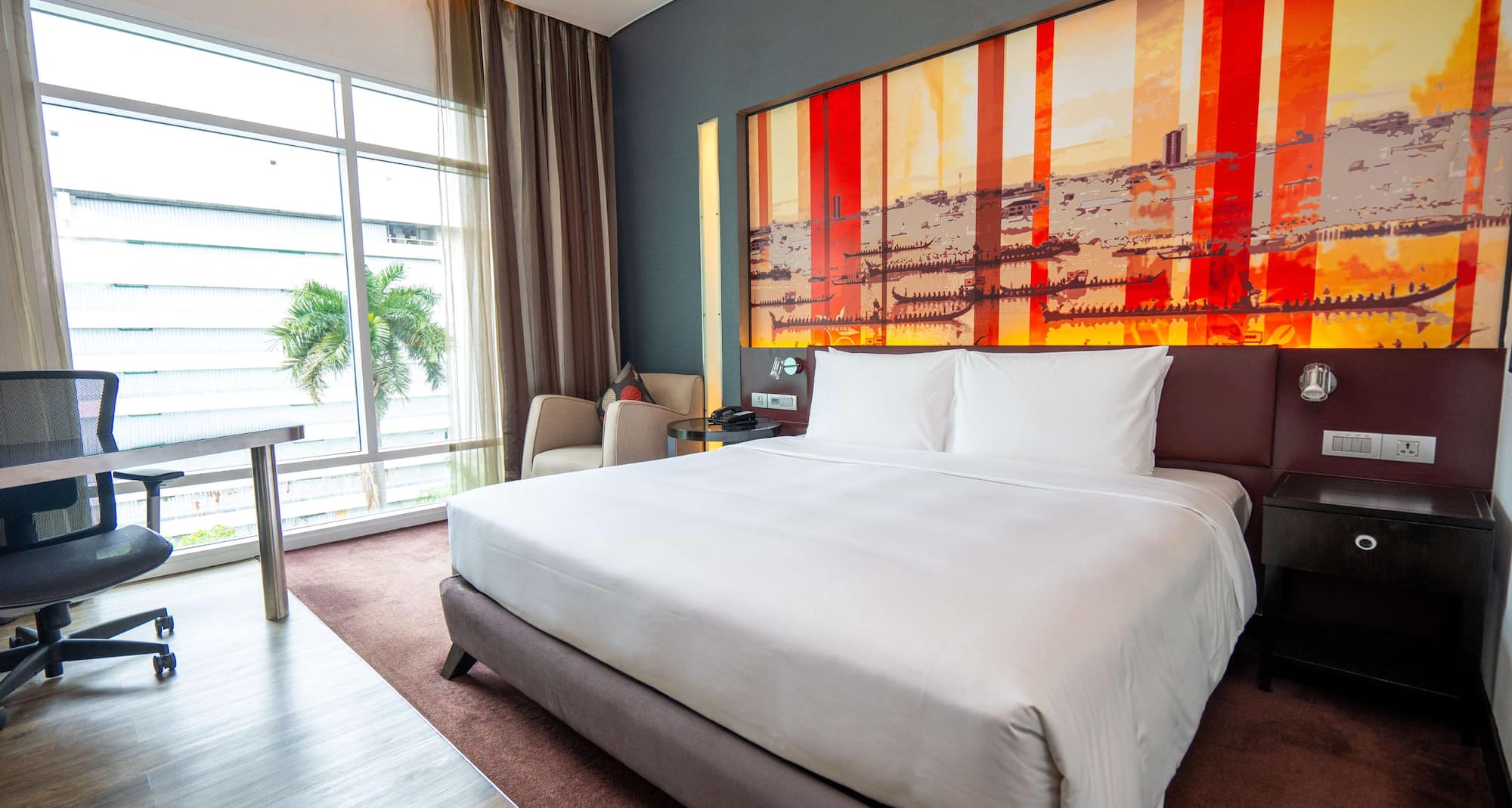 Park Plaza Bangkok Soi 18 - Deluxe City View Room