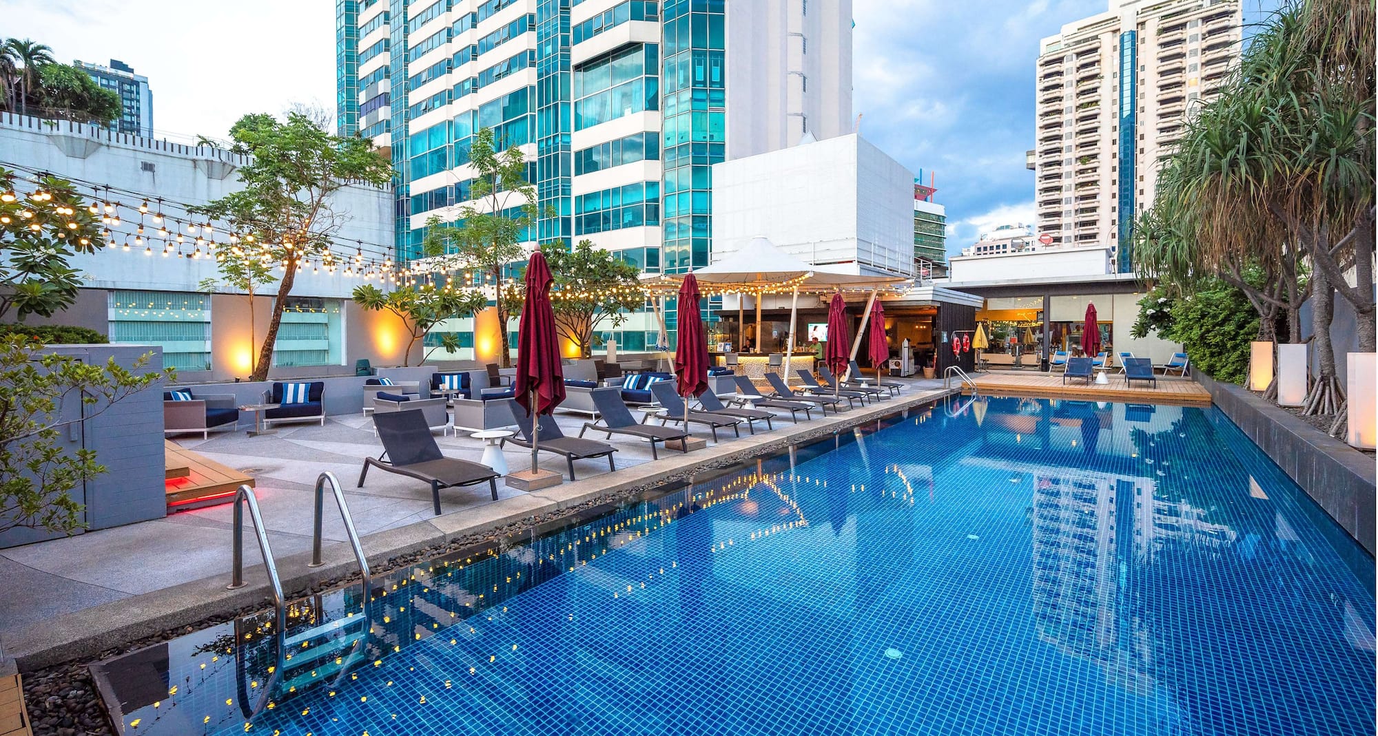 Park Plaza Bangkok Soi 18 Airport Transfer www.radissonhotels.com