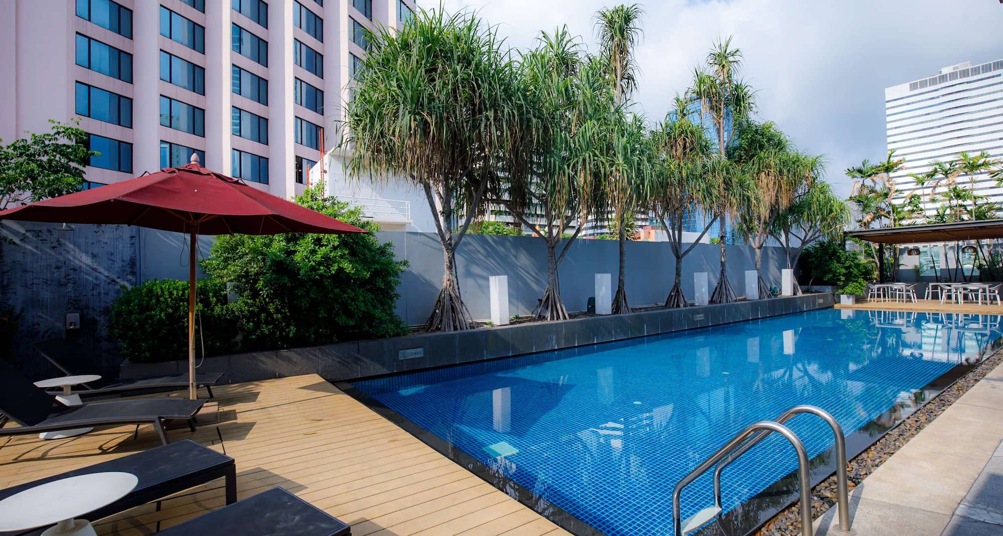 Park Plaza Bangkok Soi 18 - Sway Pool