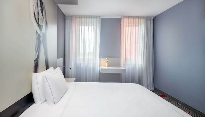Park Plaza Berlin - Superior Single Room New Wing