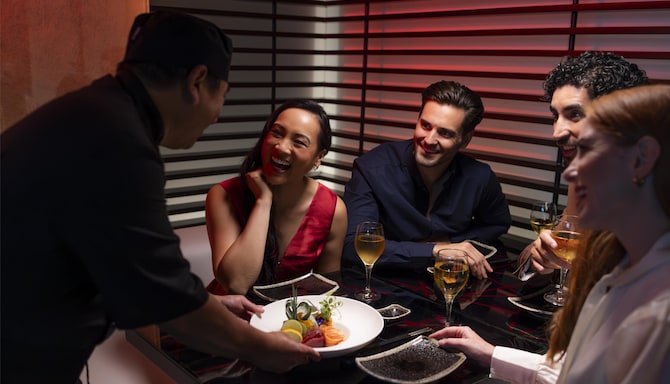 Park Plaza Brand - EMEA - Ichi Sushi Lifestyle - Friends