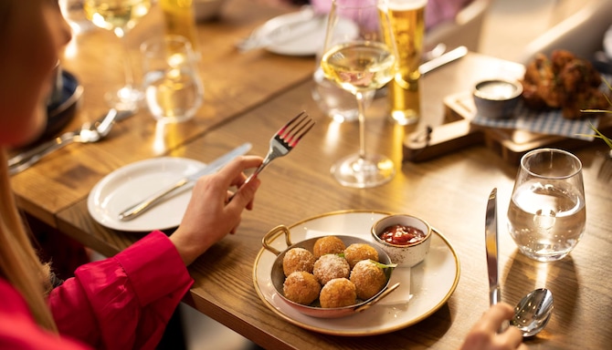 Park Plaza Brand - Park Plaza Dining