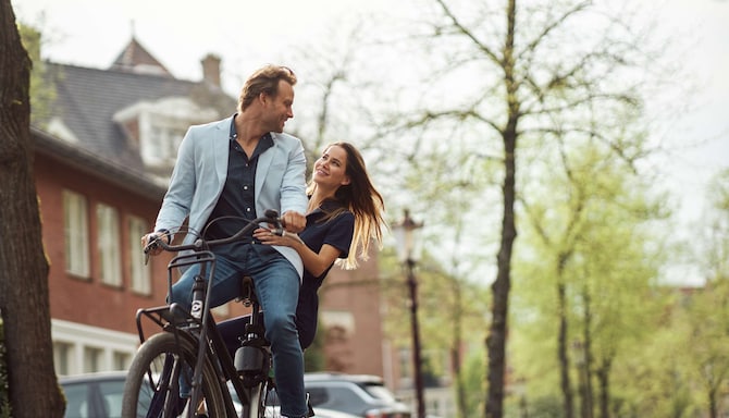 Park Plaza Brand - EMEA - Couple on bike