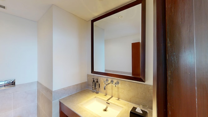 Park Plaza Chandigarh Zirakpur - Presidential Suite