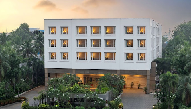 Park Plaza Chennai OMR - Hotel Facade