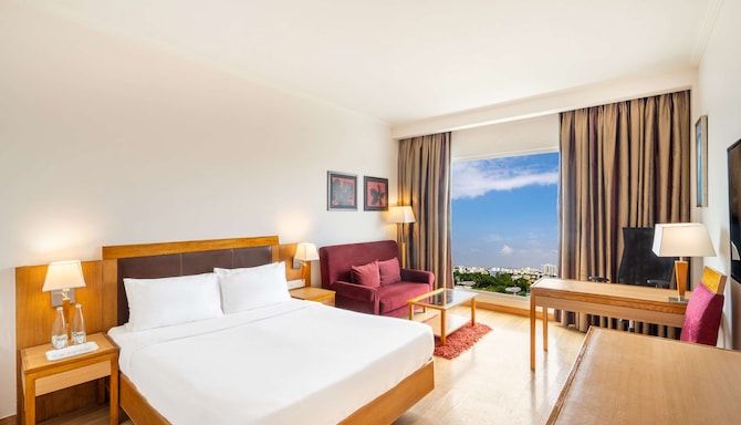 Park Plaza Chennai OMR - Room King Bedroom